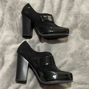 Gorgeous Calvin Klein Shoes.